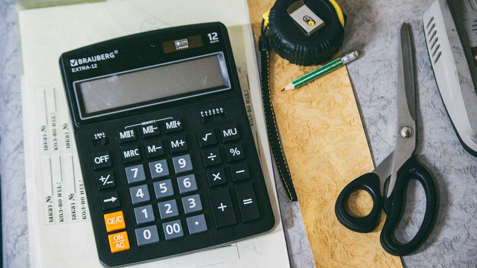 Unterlagen und Rechner zu Depotgebühren, Sparplan und laufenden ETF-Kosten